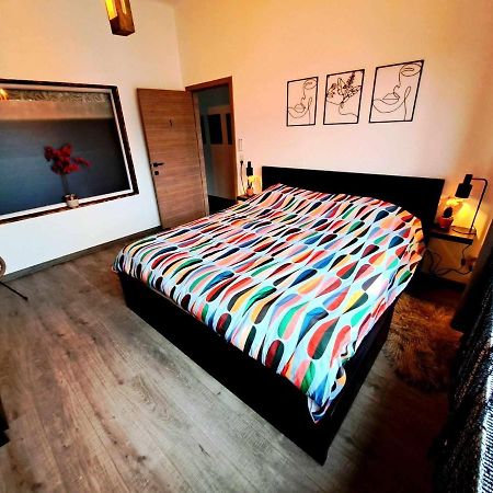 Petite Chambre Dans Une Jolie Colocation Liège Exterior foto