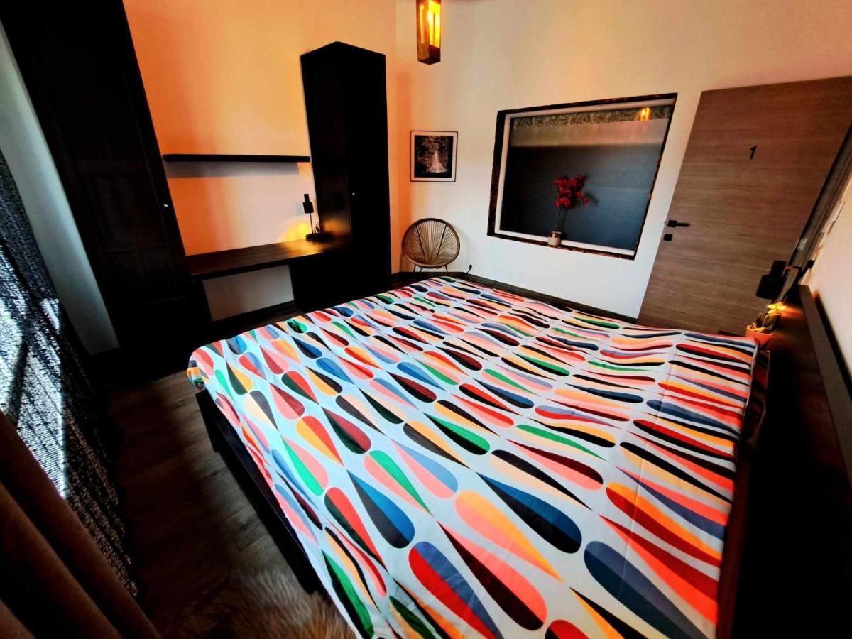 Petite Chambre Dans Une Jolie Colocation Liège Exterior foto